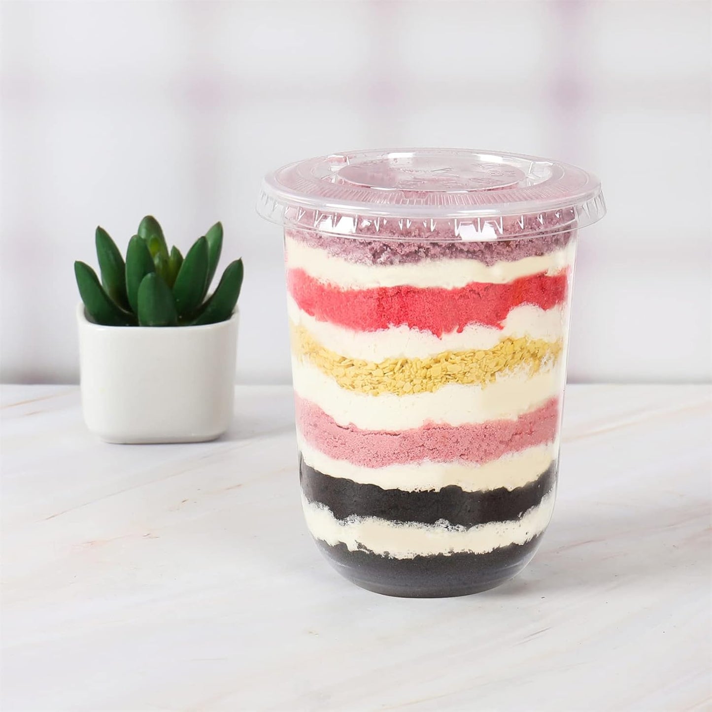 17 oz Disposable Clear Plastic Cups with Flat Lids, Perfect for Cold Drinks, Coffee, Smoothies and Desserts, 50 Count