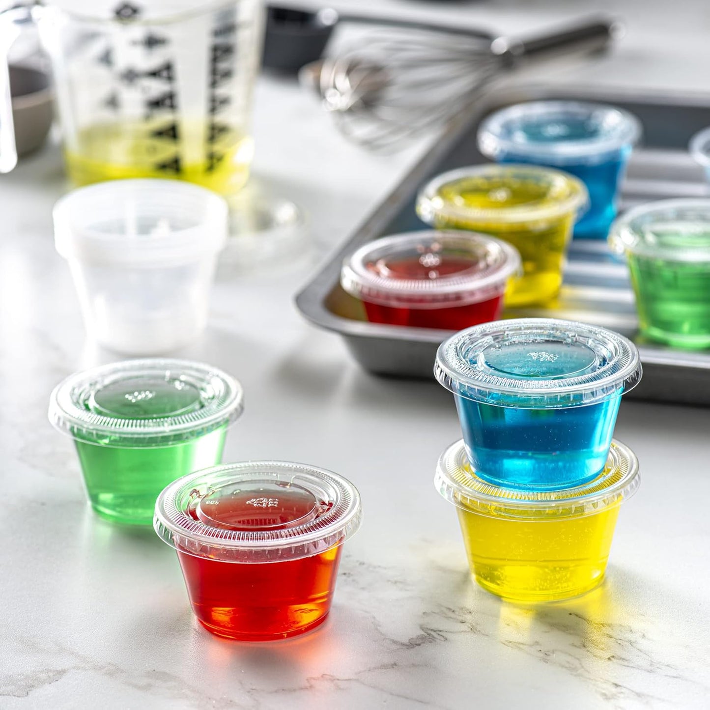 [4 oz - 100 Clear Disposable Plastic Dispensing Cups with Lids - Small Plastic Condiment Containers for Sauces, Salad Dressings and Portion Control